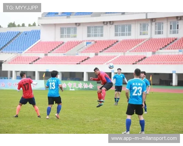 “足球+家庭”融合作为行业创新热点，全民参与氛围日益浓厚，足球合作的重要性